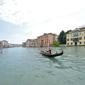 https://venice-san-leonardo.hotelslidodijesolo.com